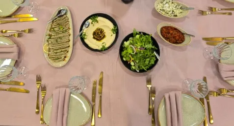 סכום וסלטים